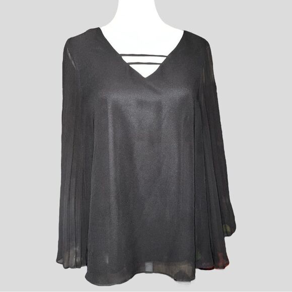 Apt9 adorable black top with wide pleated sleeves! Cute crisscross in front. New - Picture 3 of 10